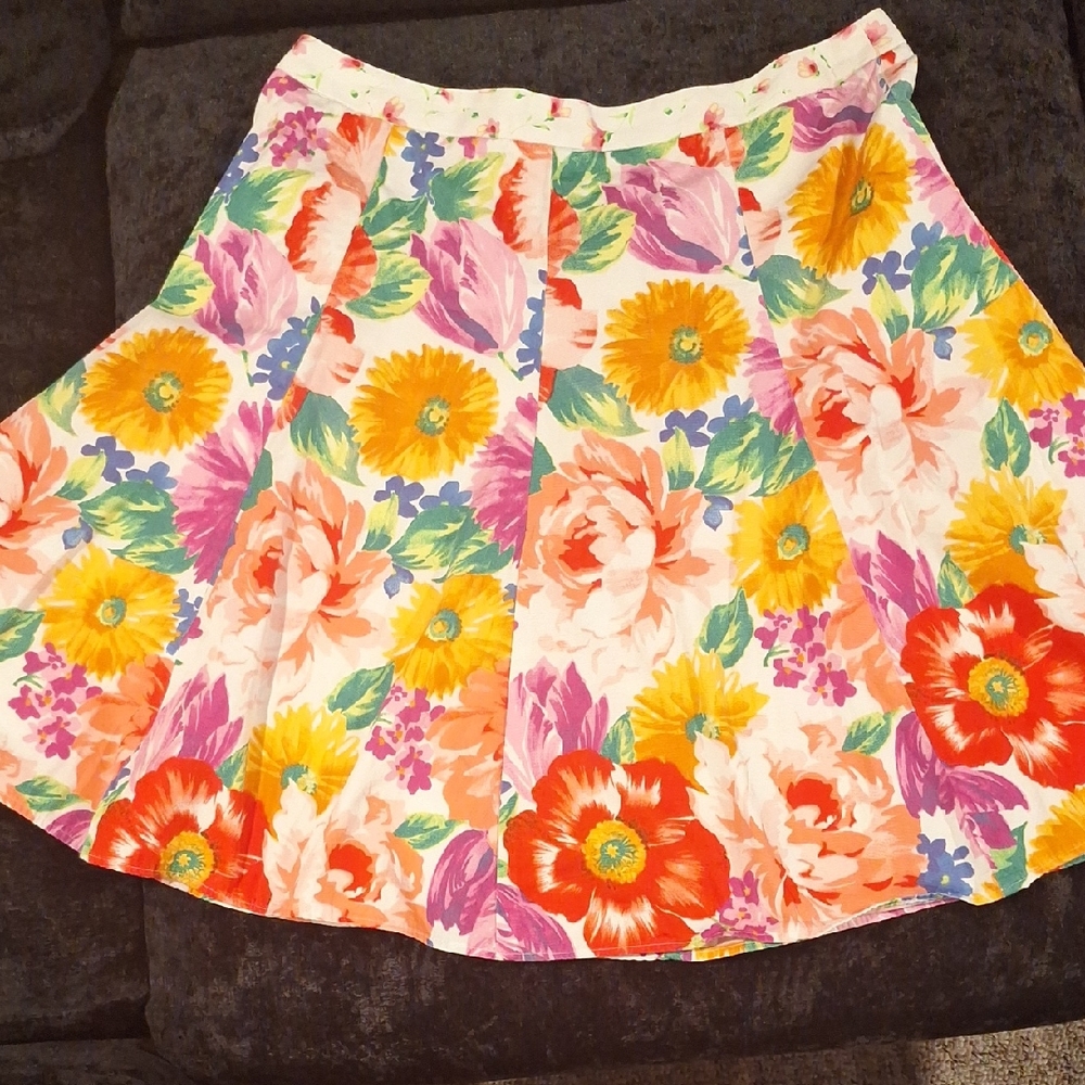 Vintage Dolce & Gabbana Multicolor Floral Mini Skirt